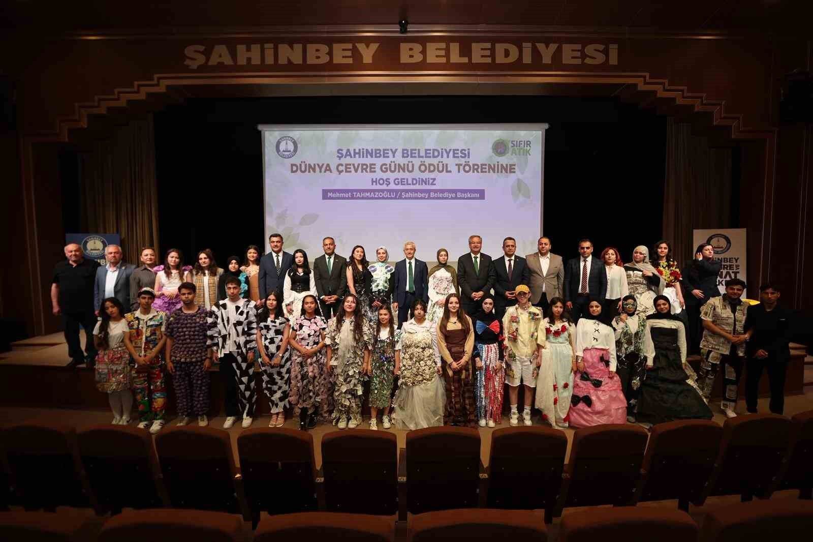Şahinbey Belediyesi'nden çevreci okullara ödül