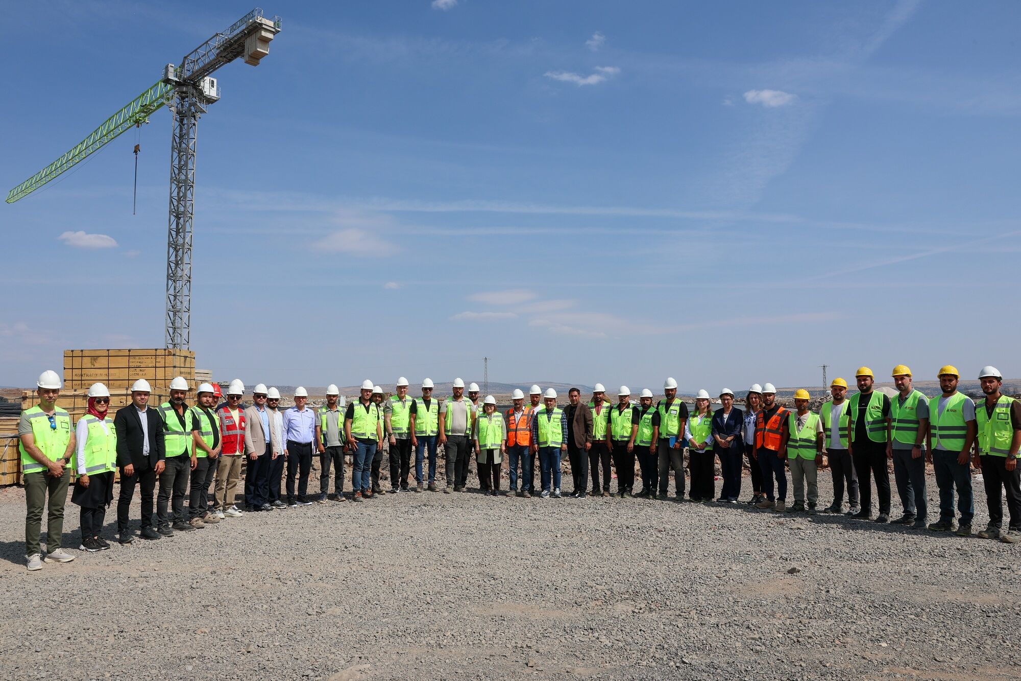 Başkan Şahi̇n, Yeni̇ Tugay Alaninda Çalişmalari İnceledi̇ (7)