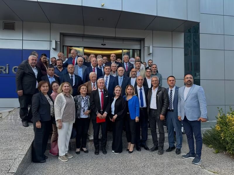 HÜR TÜRKİYE BULUŞMALARI GAZİANTEP’TE GERÇEKLEŞTİRİLDİ